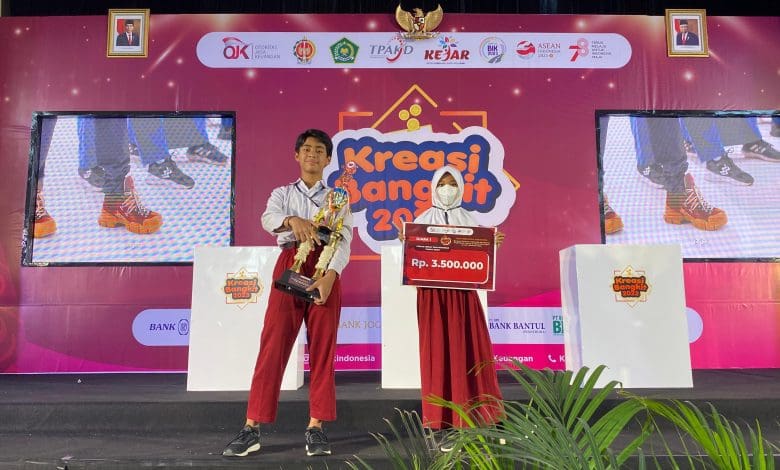 Juara 3 Lomba Pidato Bahasa Jawa